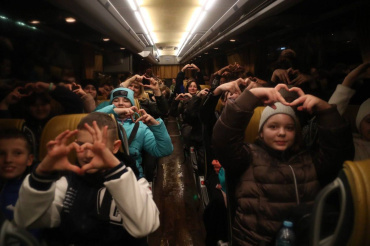В Астрахань прибыли 150 детей из Белгородской области