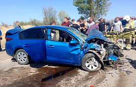 В ДТП на трассе в Астраханской области пострадали девять человек
