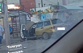 В Астрахани на Яблочкова в ДТП пострадали 2 человека